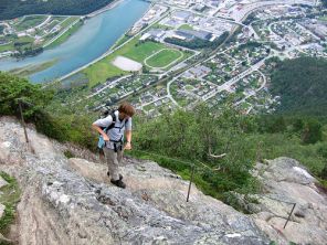 Foto van wandeling naar bergtop Nesaksla in ndelsnes in Noorwegen