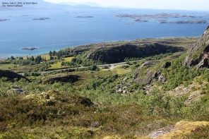Foto van de berg Dnnamannen op het eiland Dnna in Noorwegen